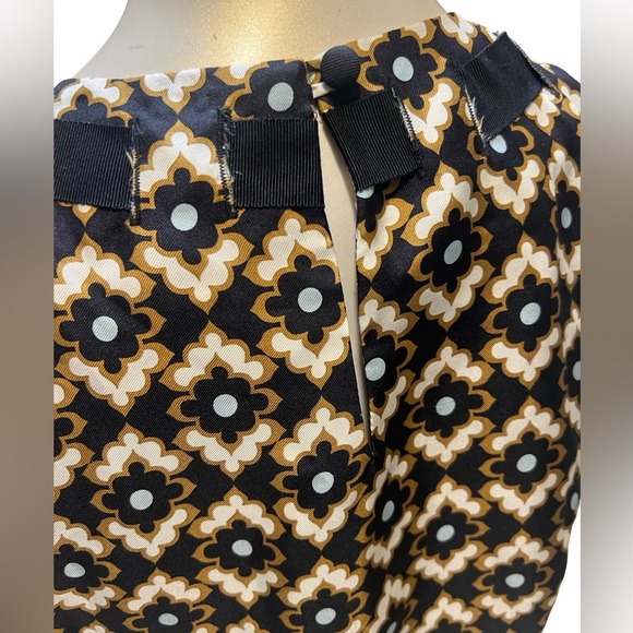 Milly Black and Gold Patterned Sleeveless Blouse - Picture 4 of 11